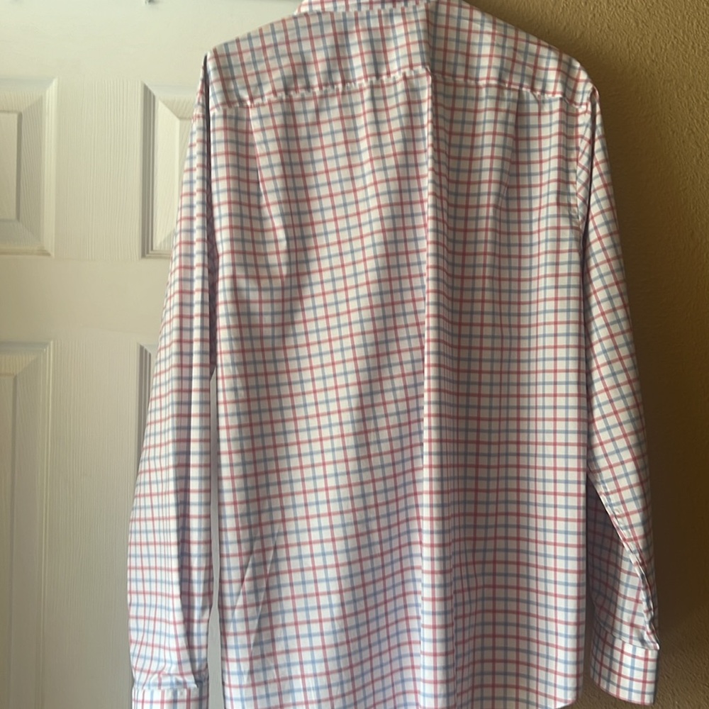 Shirt - Picture 4 of 6
